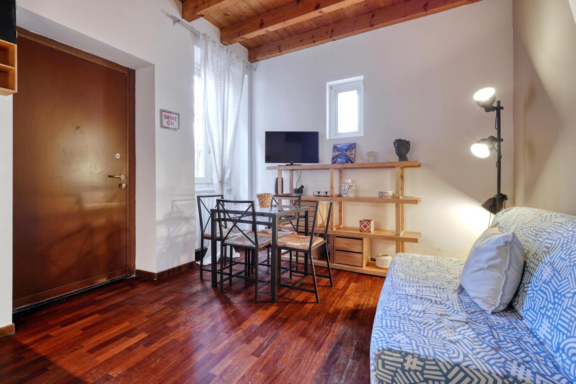 Apartamento Joivy Welcoming Flat With Balcony Next To Naviglio Grande Milán